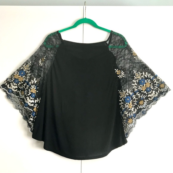 Anthropologie Akemi + Kin Callista Black Lace Embroidered Sleeve Tee XXS EUC - Picture 4 of 13